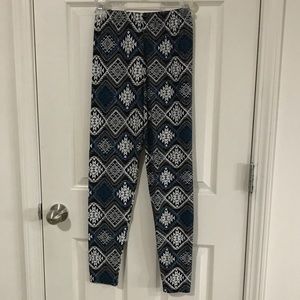 Black, blue, white leggings!